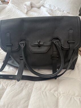 Large leather tote/satchel
